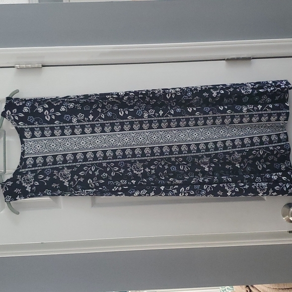 MAURICES 24/7 NAVY FLORAL DRESS - Picture 3 of 4